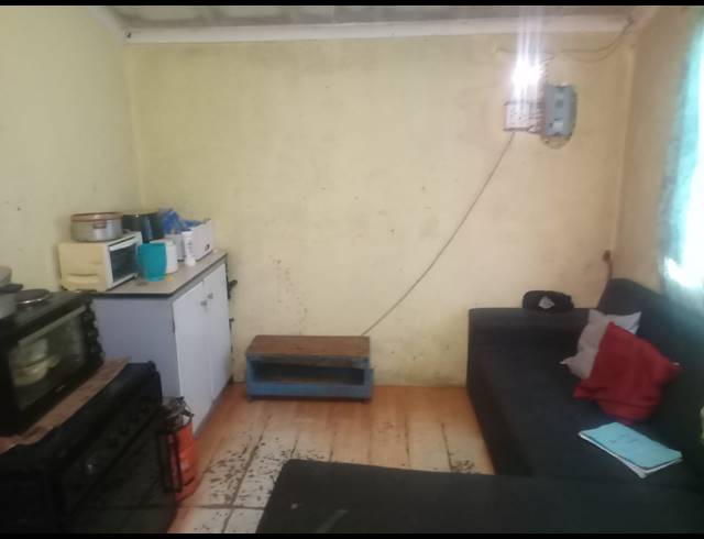 2 BEDROOM FREEHOLD FOR SALE IN KUYASA